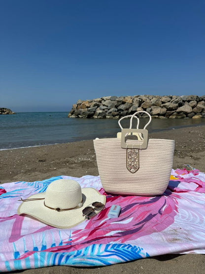 Couffin de plage strasse avec chapeau