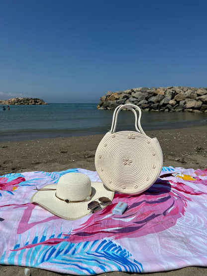 Sac rond coquillage avec chapeau